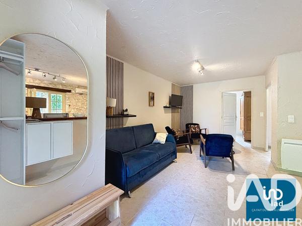 Maison à vendre 10 pièces 285 m² Ayguetinte