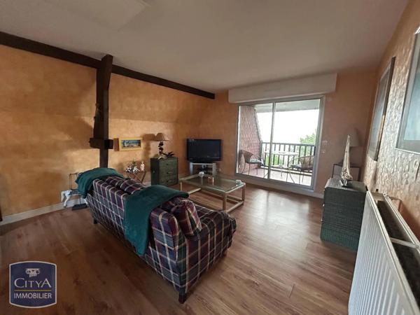 Appartement à louer 2 pièces 63.36m² Benerville-sur-Mer (14910)