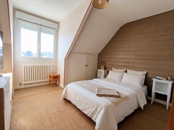 Appartement 2 pièces – 45 m² environ à Vannes (ref : 100886-AV)