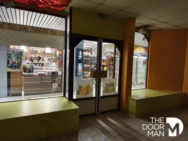 Locaux commerciaux - Vendu - 95 m² - MAYENNE | The Door Man