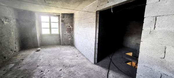 Ferme de caractère avec potentiel de division