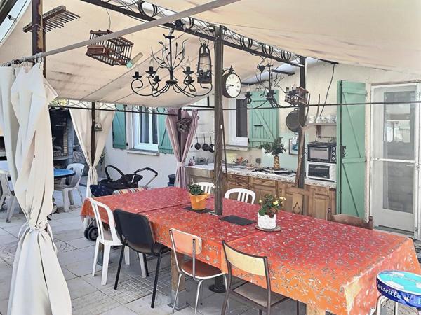 Maison individuelle 6 pièces 3 chambres 130 m2 Thoard (04380)