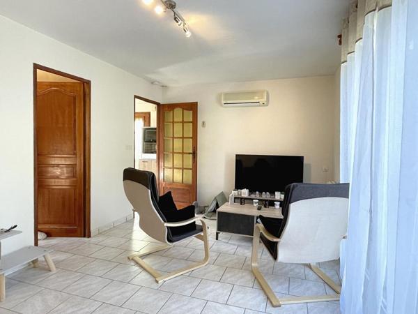 Maison individuelle 6 pièces 3 chambres 130 m2 Thoard (04380)