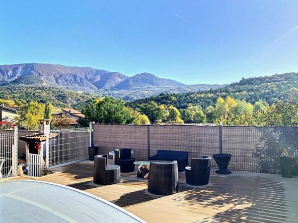 Maison individuelle 6 pièces 3 chambres 130 m2 Thoard (04380)