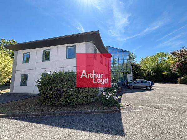 Bureaux à louer à Montbonnot-Saint-Martin parking privatif inclus
