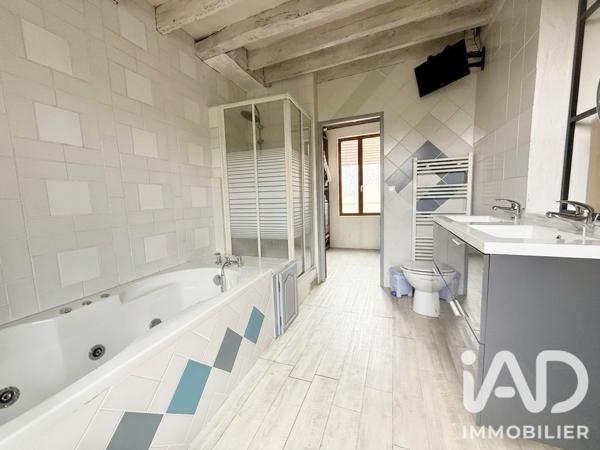 Maison à vendre 6 pièces 159 m² Pont-Sainte-Maxence