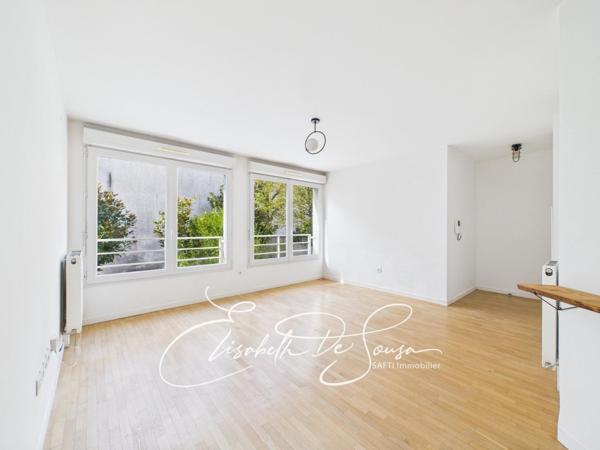 3 pièces immeuble récent aux portes de Paris