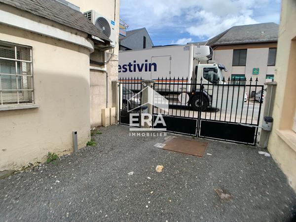 APPARTEMENT T2 MEUBLE A LOUER - BLOIS - PROCHE ECOLES & LYCEES, REFAIT A NEUF