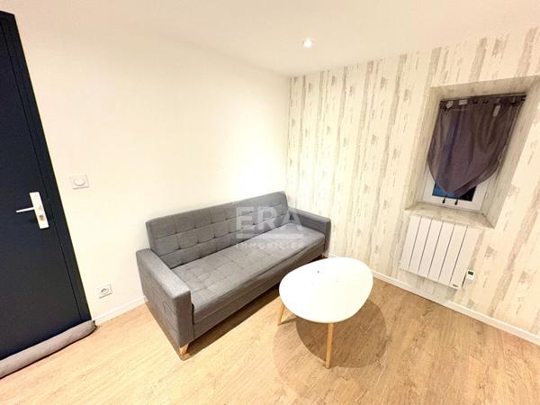 APPARTEMENT T2 MEUBLE A LOUER - BLOIS - PROCHE ECOLES & LYCEES, REFAIT A NEUF