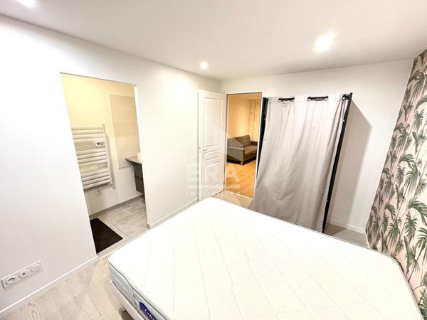 APPARTEMENT T2 MEUBLE A LOUER - BLOIS - PROCHE ECOLES & LYCEES, REFAIT A NEUF