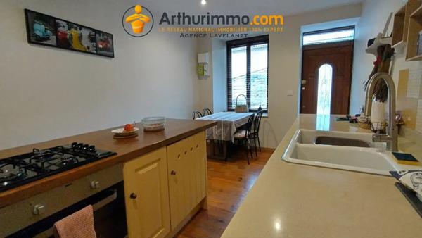 Location                                                      Maison
                        
                     3 pièces                      64 m2                     à Belcaire