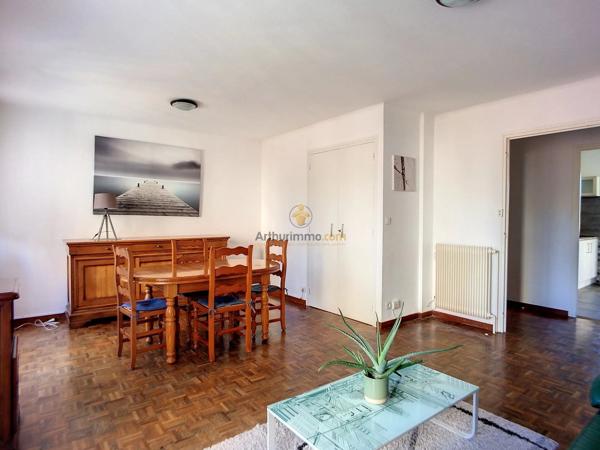Location                                                      Appartement
                        
                     3 pièces                      63 m2                     à Perpignan