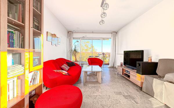 Appartement à vendre    5 pièces • 97,30 m2 Cagnes-sur-Mer