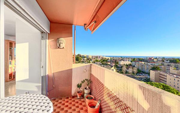 Appartement à vendre    5 pièces • 97,30 m2 Cagnes-sur-Mer