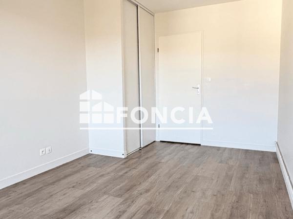 Location Appartement 5 pièces 125.6 m² - ENTREE B Limoges 87000