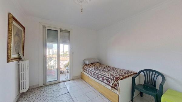 Appartement
         4 pièces
        - 65 m² Exclusivité 60 000 € *