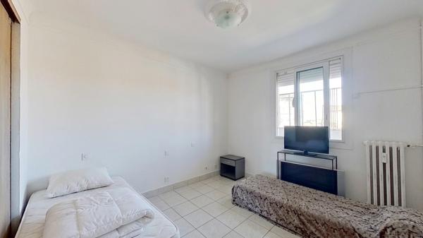 Appartement
         4 pièces
        - 65 m² Exclusivité 60 000 € *