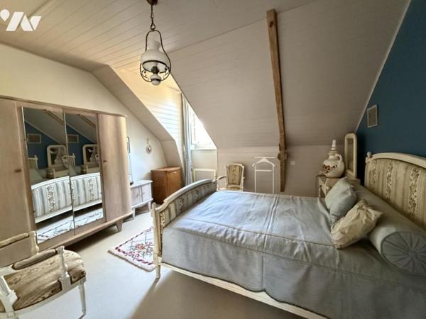 Demeure de caractère à Cancale-Maison en pierres 4 chambres + dependances+studio+garage
