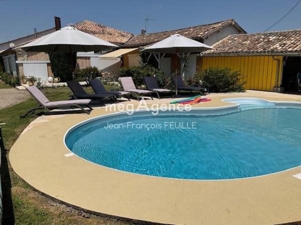 Maison à Eymet, 24500 - 10 pièces 400m²