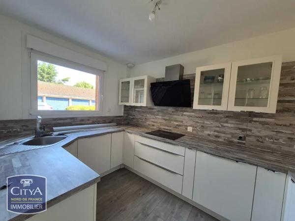 Maison à louer 4 pièces 83.16m² Loon-Plage (59279)
