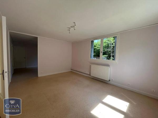 Appartement à louer 6 pièces 124.85m² Tulle (19000)
