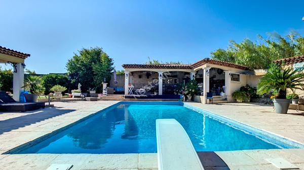 Terrain à bâtir à Gignac-la-Nerthe avec piscine - 269 000 €