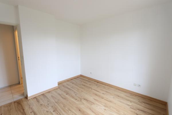 Bel appartement avec balcon - 3 pièces - 64 m² - Saint Jean de La Ruelle