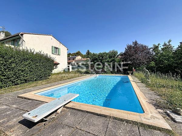 Bouc Bel Air - 4 pièce(s) - 84.75 m2 - secteur La salle, 1169m² de terrain, piscine, grand sous sol de 90m²