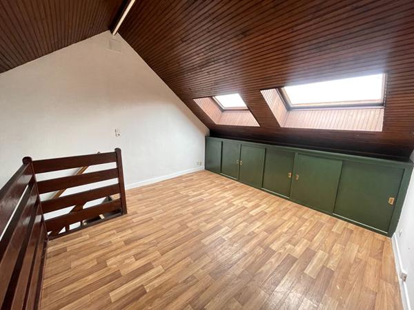 À louer : Appartement 2 pièces à Saint Quentin quartier d'Isle.