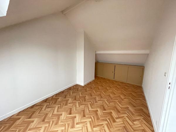 À louer : Appartement 2 pièces à Saint Quentin quartier d'Isle.