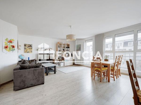 À vendre Appartement 4 pièces 83.59 m² - Le Plessis-robinson 92350