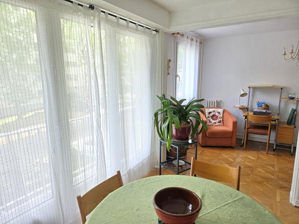 Appartement exposé sud avec balcon Bouguenais 4 pièce(s) 61 m2