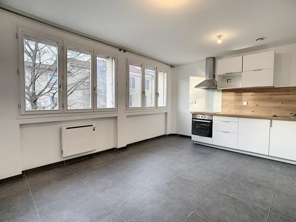 Danton studio de 28m² plein Ouest