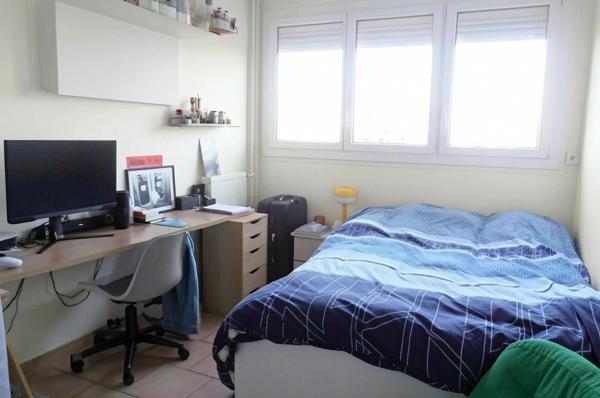 Appartement à Vendre 5 pièces MARSEILLE 10EME ARRONDISSEMENT