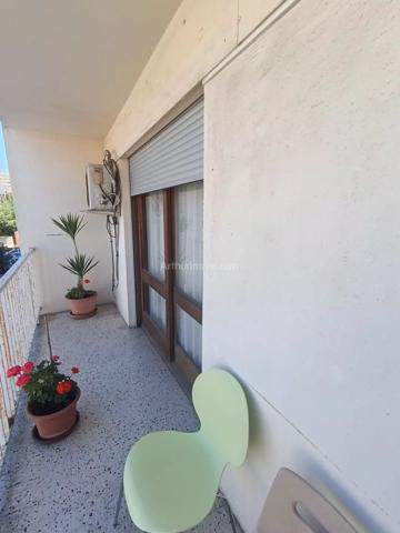 Vente                                                      Appartement
                        
                     3 pièces                      73 m2                     à Ajaccio