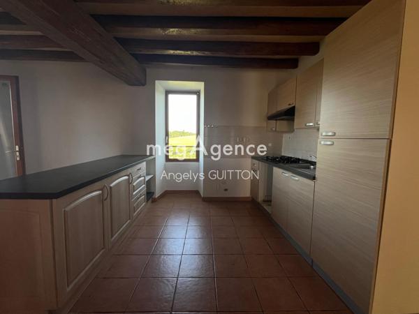 Maison à Fresnay-sur-Sarthe, 72130 - 5 pièces 140m²