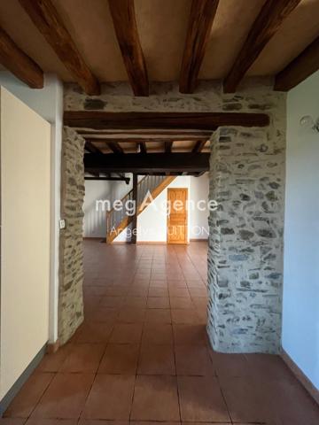 Maison à Fresnay-sur-Sarthe, 72130 - 5 pièces 140m²