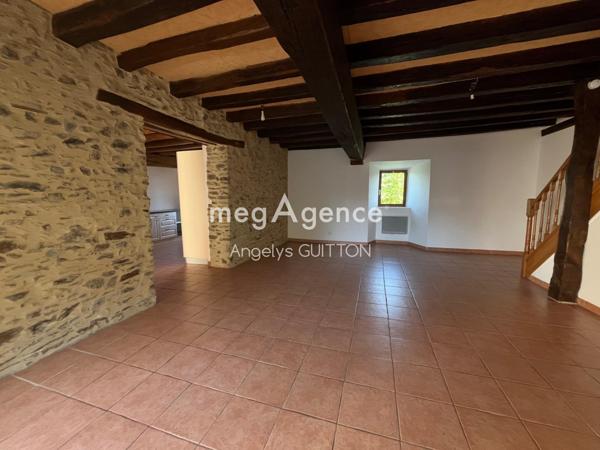 Maison à Fresnay-sur-Sarthe, 72130 - 5 pièces 140m²