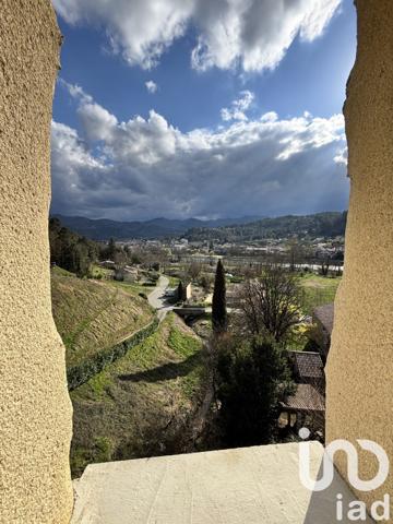 Maison rustique 4 pièces de 93 m² à Vals-les-Bains (07600)