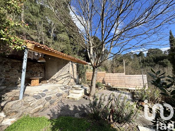 Maison rustique 4 pièces de 93 m² à Vals-les-Bains (07600)