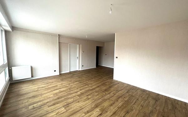 Appartement à vendre    3 pièces •  Bar-le-Duc