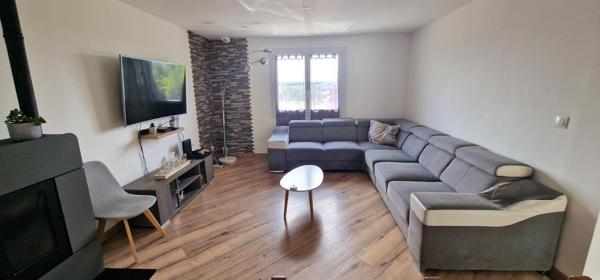 Maison avec 4 chambres garage et jardin