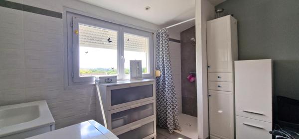 Maison avec 4 chambres garage et jardin