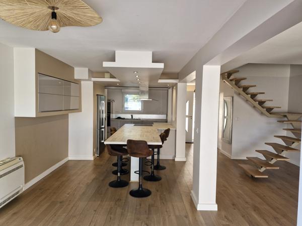 VILLA 4 CHAMBRES AVEC PISCINE ESPACE EXTERIEURS, PRESTATIONS HAUT DE GAMME La Grande-Motte (34280)