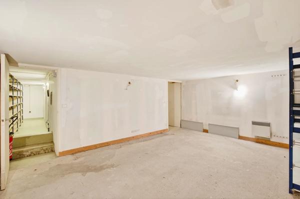 Bureau Versailles - SAINT LOUIS