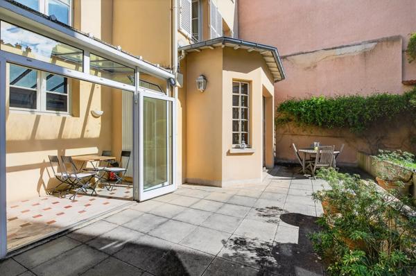 Bureau Versailles - SAINT LOUIS