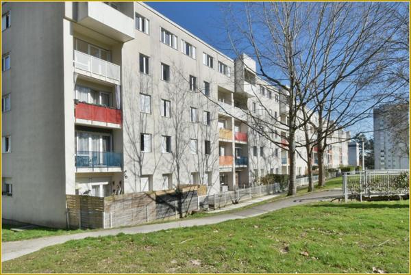MOURENX - APPARTEMENT LOUE - 69 m² HABITABLE