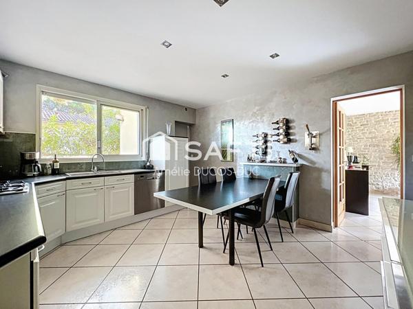 Maison 6 pièces 150 m² - PESSAC (33600)