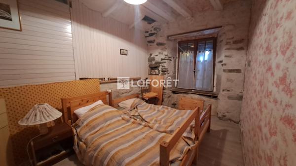 Achat maison Chaudes-Aigues - 4 pièce(s) - 80 m² - 45 000 €