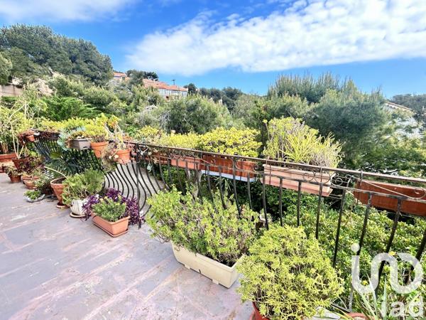 Maison à vendre 6 pièces 185 m² Saint-Mandrier-sur-Mer